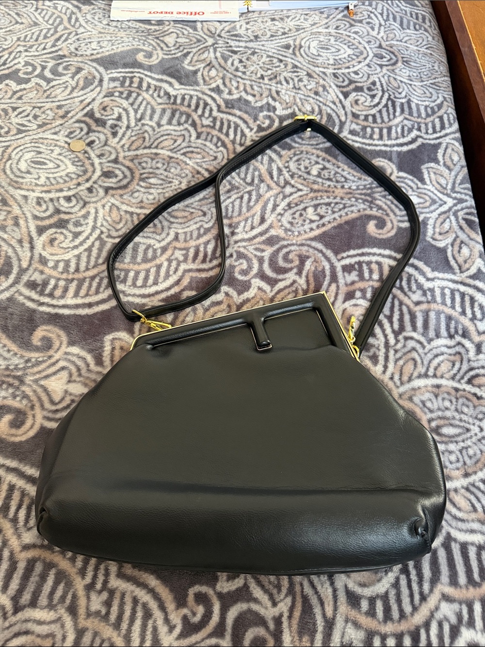 Classic Black Leather Crossbody Bag - Structured Everyday Purse